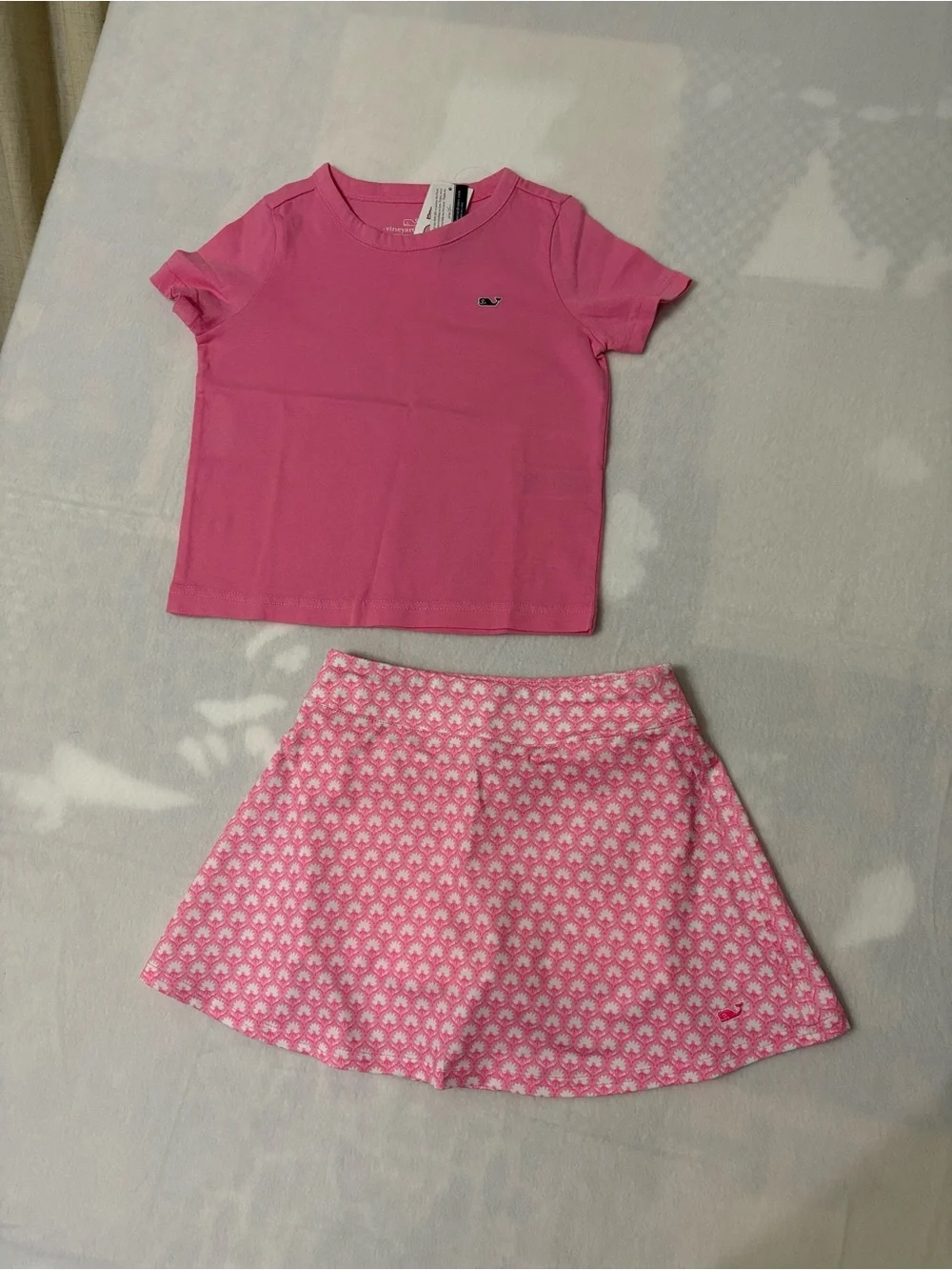 NWT Vineyard Vines Pink Kids Tee and Skort Set SIZE 4T